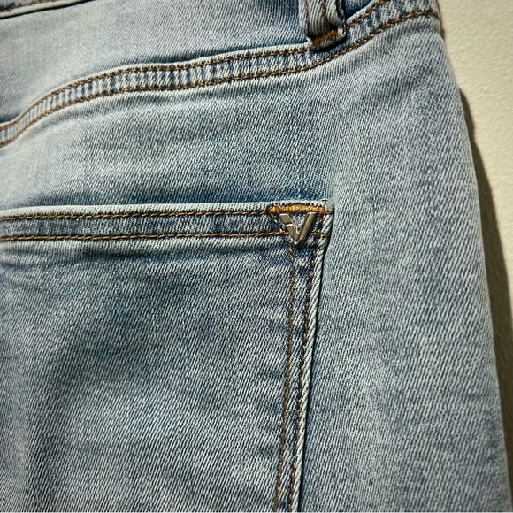 Vigoss High Rise Flare Jeans Size 28 - Picture 6 of 6